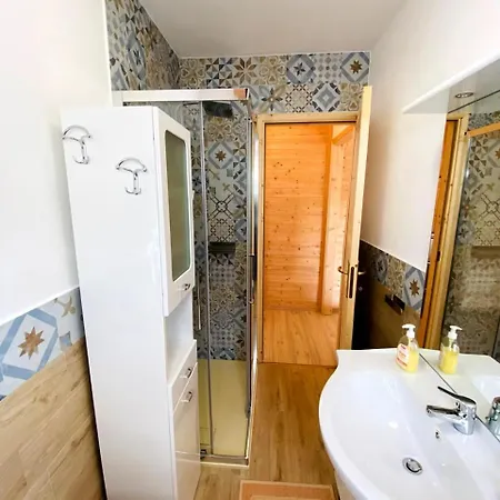 Andrea Apartman Cesuna